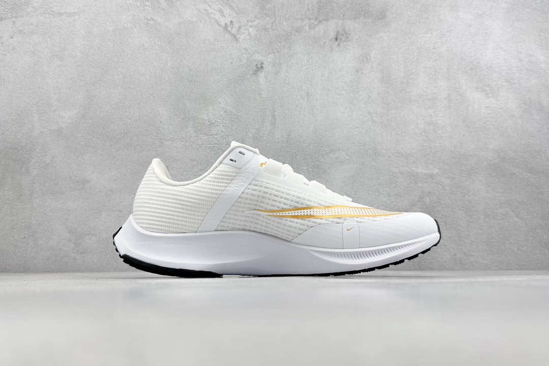 RS版 NIKE AIR Zoom RIVAL Fly 3. 超轻跑步鞋织物减震轻盈跑步鞋 该鞋款专为训