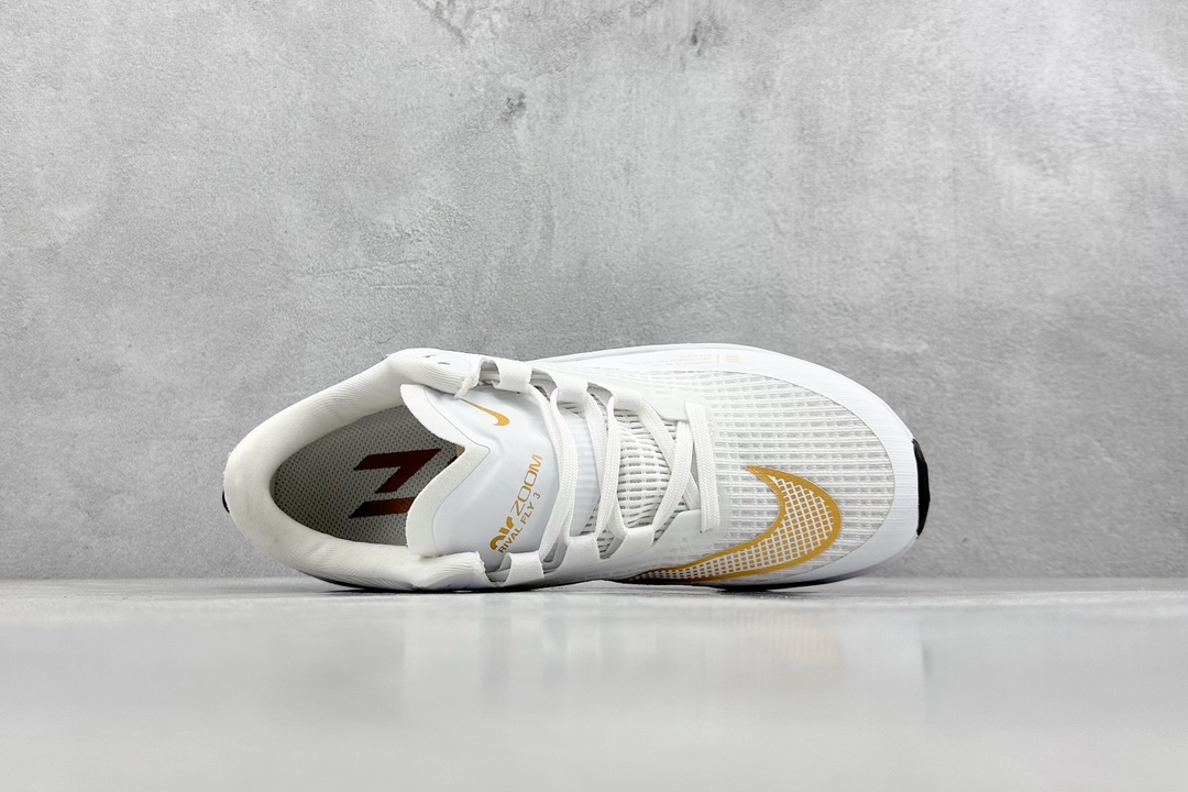 RS版 NIKE AIR Zoom RIVAL Fly 3. 超轻跑步鞋织物减震轻盈跑步鞋 该鞋款专为训