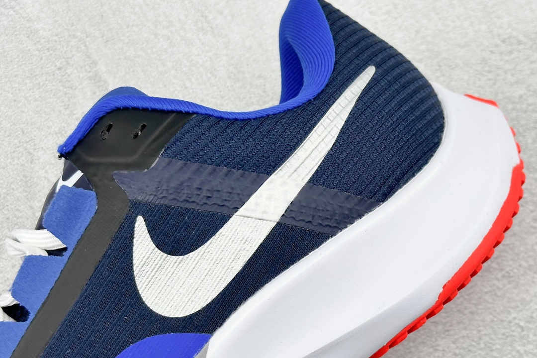 RS版 NIKE AIR Zoom RIVAL Fly 3. 超轻跑步鞋织物减震轻盈跑步鞋 该鞋款专为训