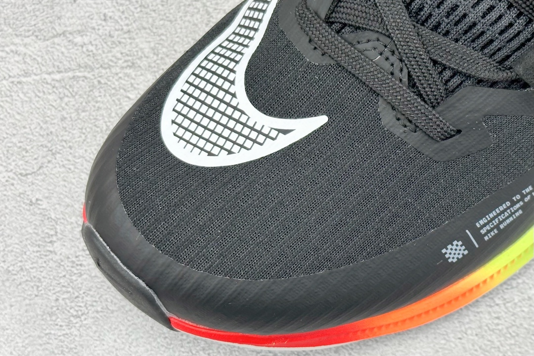 RS版 NIKE AIR Zoom RIVAL Fly 3. 超轻跑步鞋织物减震轻盈跑步鞋 该鞋款专为训