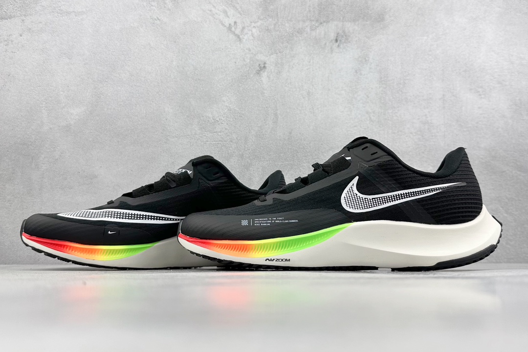 RS版 NIKE AIR Zoom RIVAL Fly 3. 超轻跑步鞋织物减震轻盈跑步鞋 该鞋款专为训
