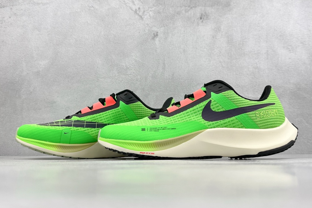 RS版 NIKE AIR Zoom RIVAL Fly 3. 超轻跑步鞋织物减震轻盈跑步鞋 该鞋款专为训