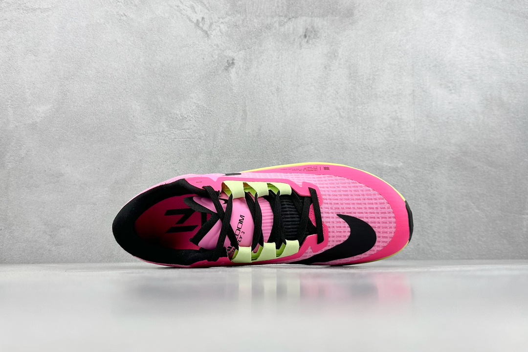 RS版 NIKE AIR Zoom RIVAL Fly 3. 超轻跑步鞋织物减震轻盈跑步鞋 该鞋款专为训