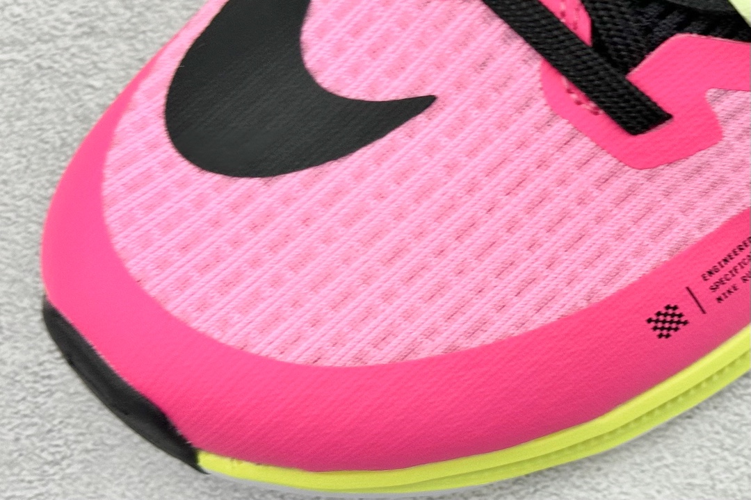 RS版 NIKE AIR Zoom RIVAL Fly 3. 超轻跑步鞋织物减震轻盈跑步鞋 该鞋款专为训