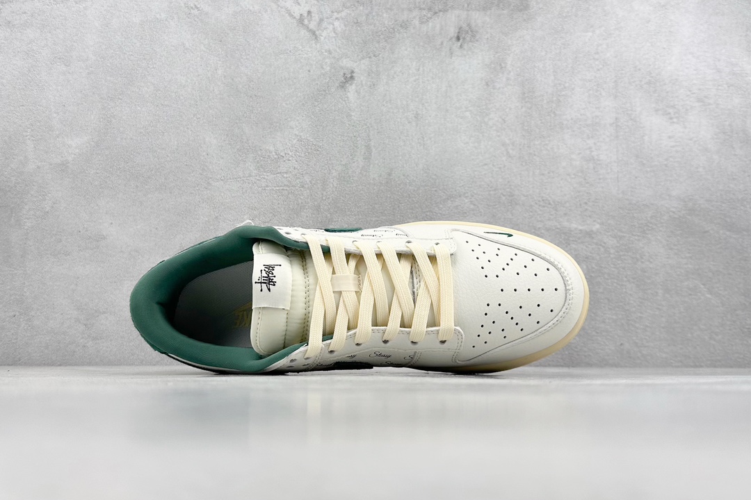 280 Nike SB Dunk Low x Stussy 斯图西米白绿三钩 CF3688-006