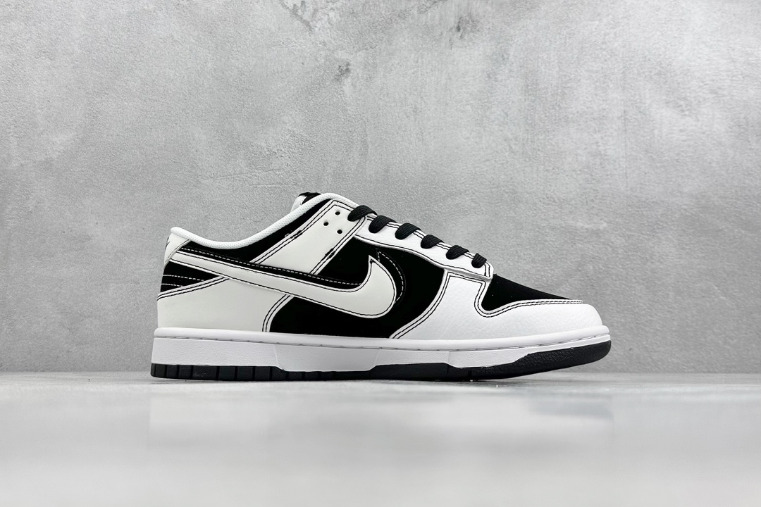 280 Nike SB Dunk Low x Supreme 黑白双钩 FC1688-144
