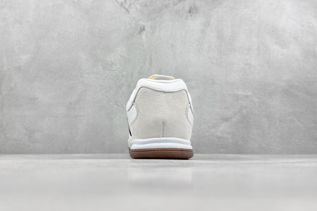 170 New Balance URC42 复古跑鞋 新百伦RC42系列低帮复古足球德训风休闲运动鞋 URC42LA