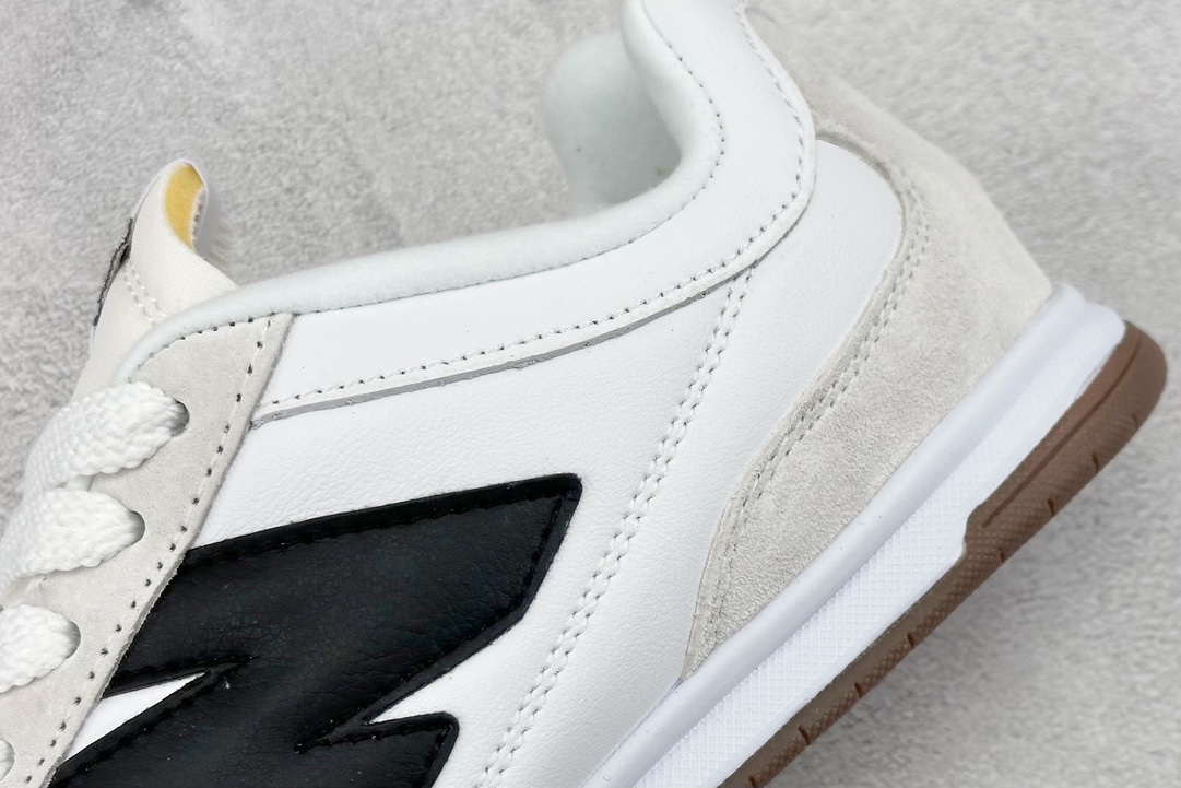 170 New Balance URC42 复古跑鞋 新百伦RC42系列低帮复古足球德训风休闲运动鞋 URC42LA