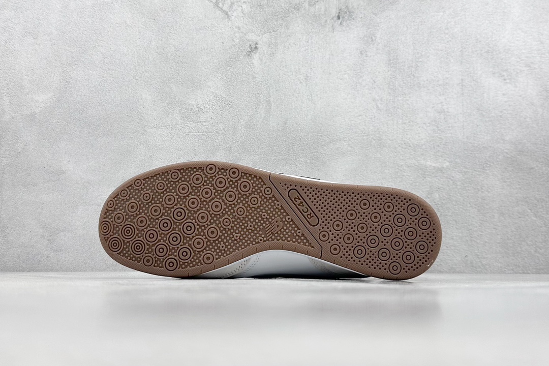 170 New Balance URC42 复古跑鞋 新百伦RC42系列低帮复古足球德训风休闲运动鞋 URC42LA