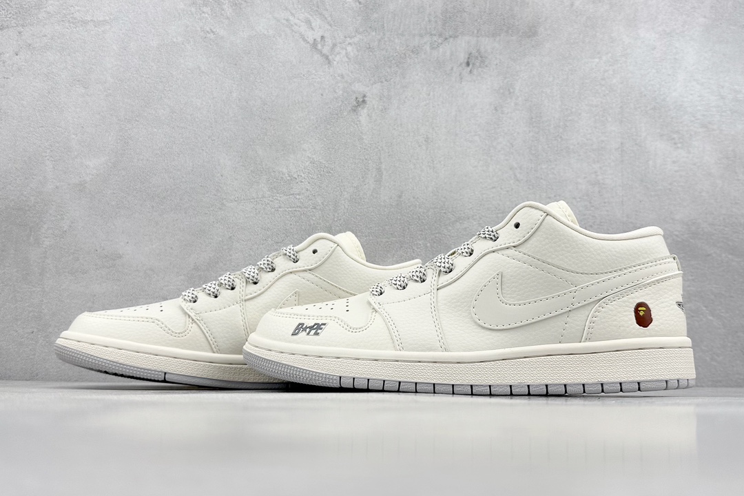 280 Air Jordan 1 Retro Low x BAPE 米白满天星 WG8850-003