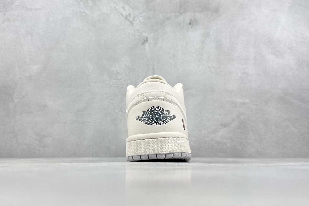 280 Air Jordan 1 Retro Low x BAPE 米白满天星 WG8850-003