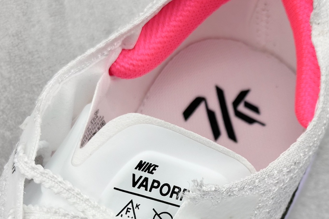 350 Nike ZoomX Vaporfly NEXT%3 减震马拉松跑步鞋  DV4129-104