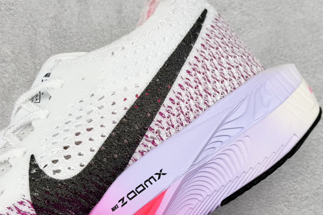 350 Nike ZoomX Vaporfly NEXT%3 减震马拉松跑步鞋  DV4129-104