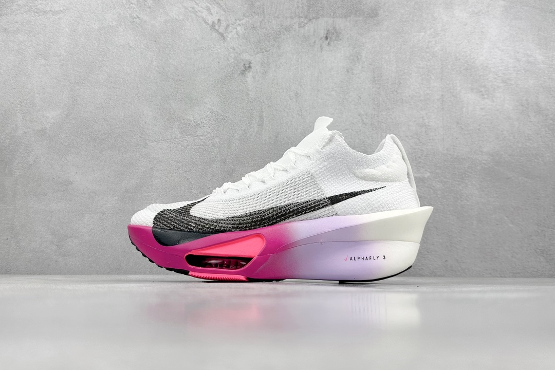 300 Nike Air Zoom Alphafly NEXT% 马拉松气垫跑鞋 FD8311-100