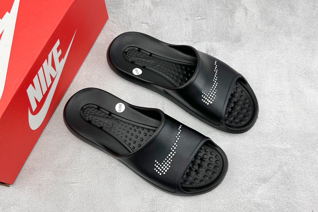 80 Nk Victori One Shower Slide 耐克夏季休闲游泳沙滩拖鞋 CZ5478-001