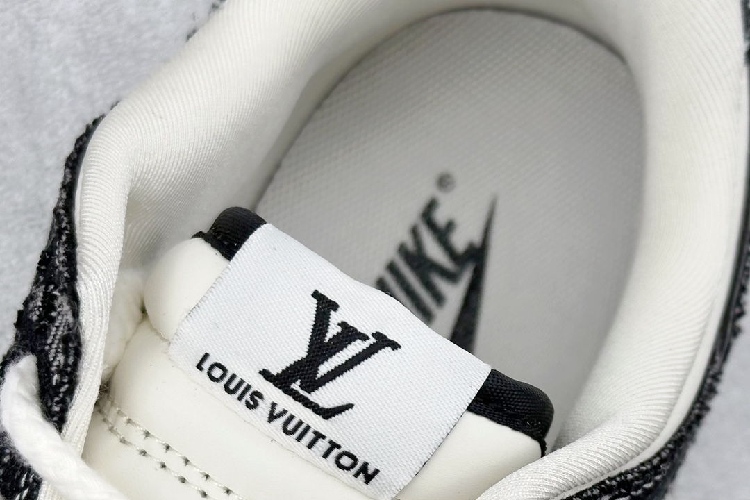 280 NK Dunk Low Retro ”DIY高端定制” LV米白黑牛仔印花 低帮休闲运动板鞋 SJ2068-256