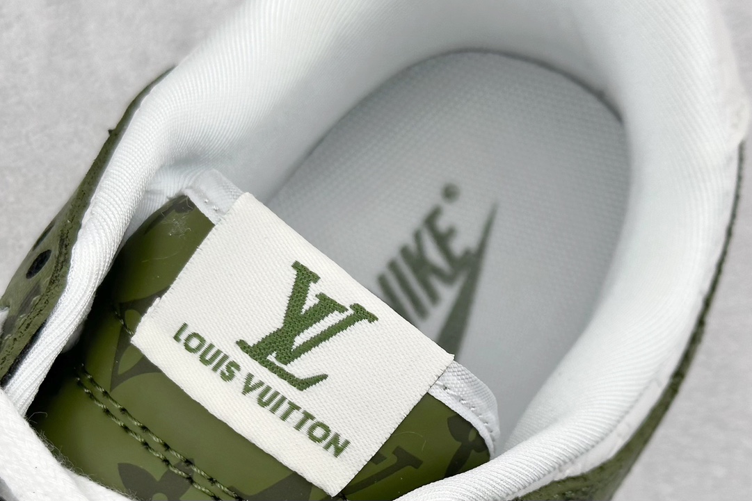 300 Nike SB Dunk Low x Louis Vuitton 白绿满印 DQ1098-362