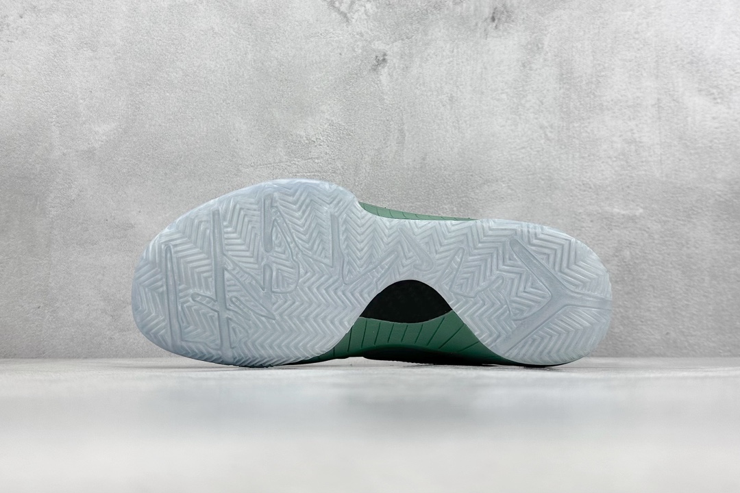 350 Gt纯原 KOBE IV PROTRO 4代 电镀银绿色 实战篮球鞋 FQ3545-300