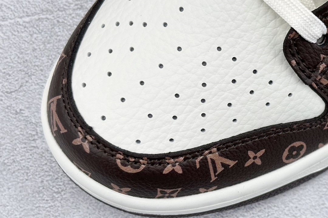 280 Nike SB Dunk Low x Louis Vuitton 白棕老花 SJ2068-253