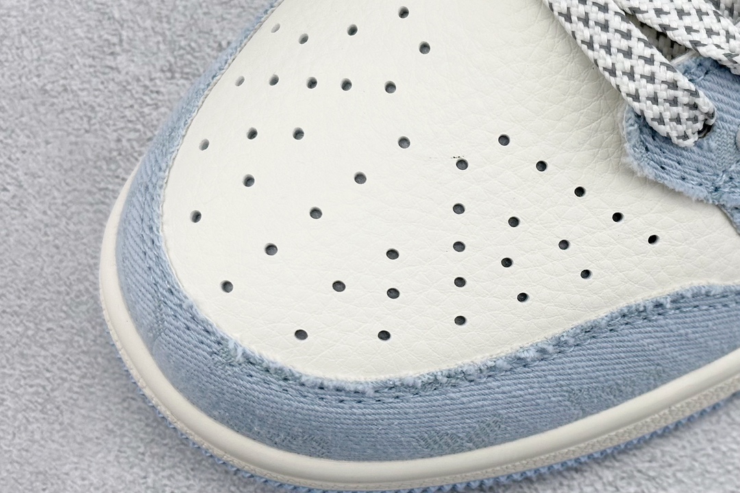 280 Travis Scott x Nike Air Jordan 1 Low x Louis Vuitton 三方联名 Air Jordan 1 Low 反转白牛仔布浅蓝倒钩 LJ5188-003