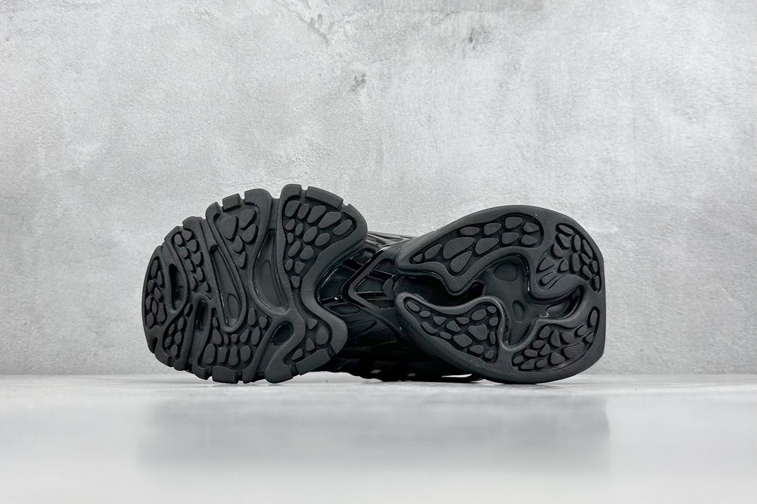 220 YH Adidas VENTO XLG DELUXE 潮流前卫科技 休闲运动老爹鞋  JP5764
