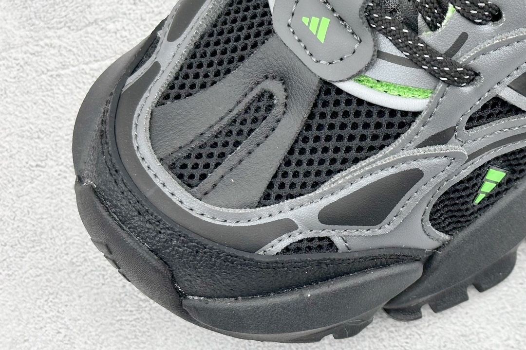220 YH Adidas VENTO XLG DELUXE 潮流前卫科技 休闲运动老爹鞋  JP5764