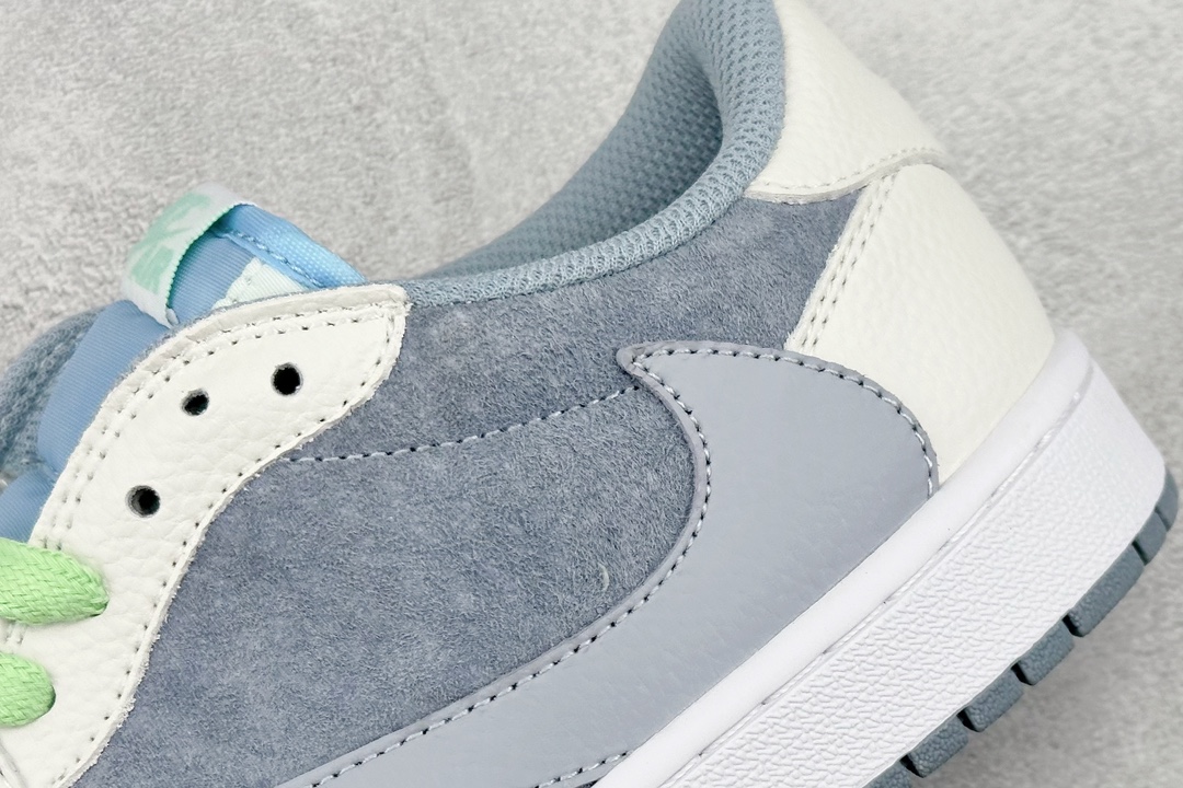 220 Travis Scott x Fragment x Air Jordan 1 Low TS联名倒勾低帮板鞋 DM7866-888