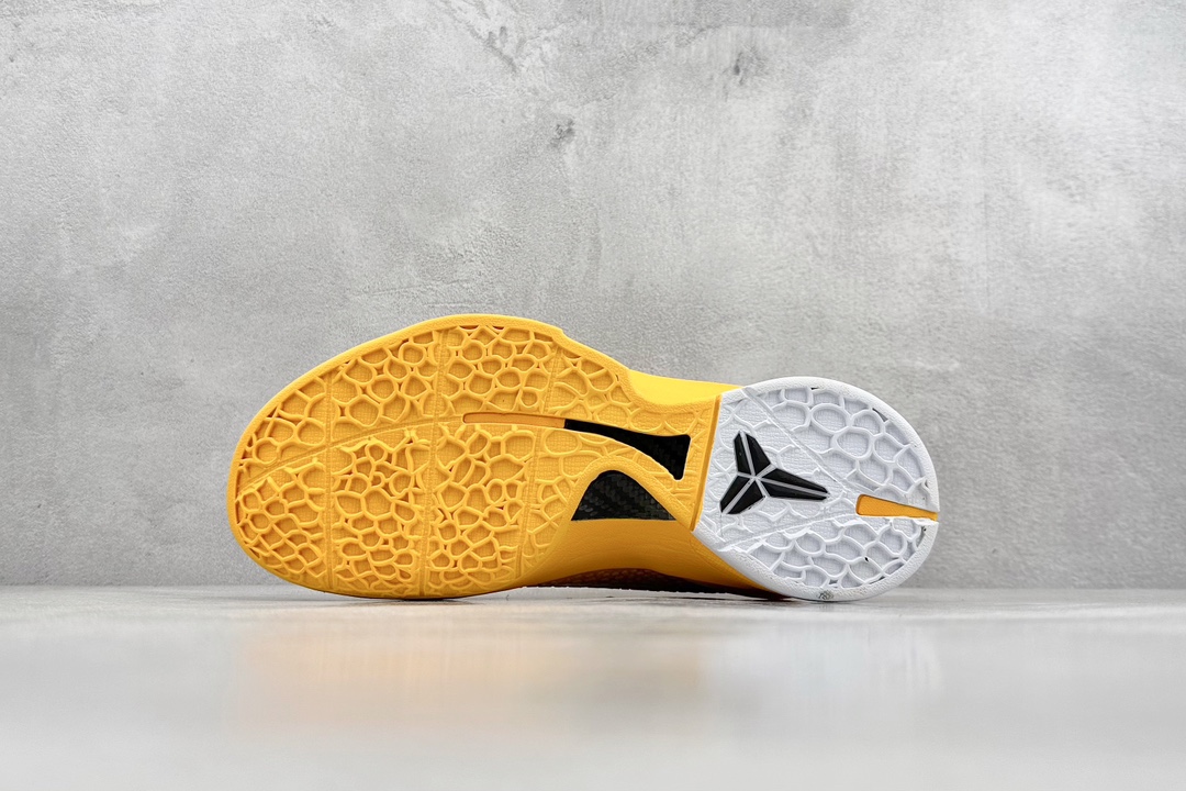 300 GJR NK Zoom Kobe 6 科比六代 前后气垫加持 CW2190-501