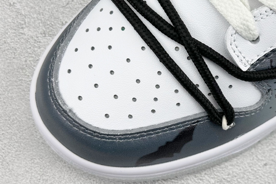 300 DIY版 Nike SB Dunk Low 泼墨涂鸦 双钩 DV0831-101
