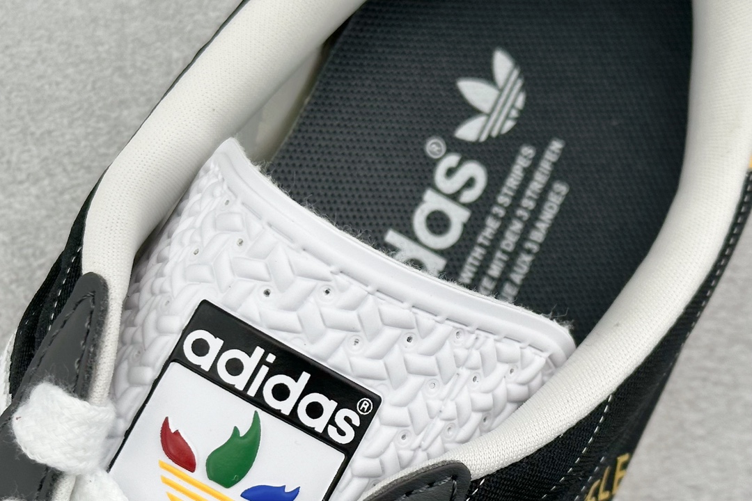 adidas originals GAZELLE INDOOR ”Olympic/Black/White/Gum” 黑色  IF9642