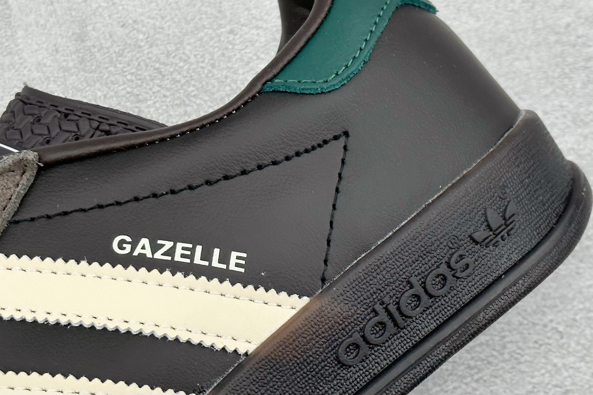 adidas Originals Gazelle INdoor 三叶草休闲防滑耐磨低帮板鞋  IH0374