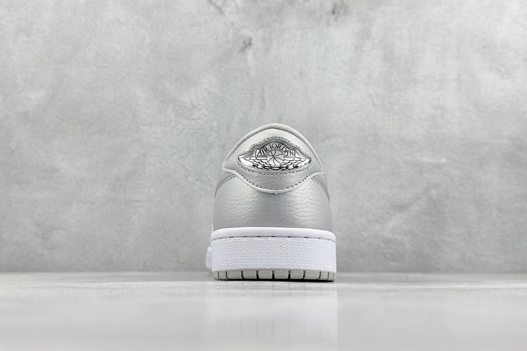 XC版 Jordan Air Jordan 1 Low OG ”Metallic Silver” 银灰色  CZ0790-002