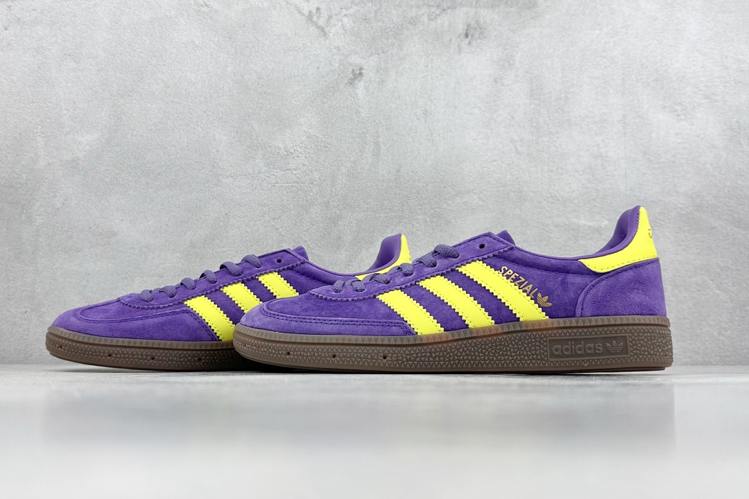 adidas originals Samba Handball Spezial 此款以简约大方的造型设计 GW1398