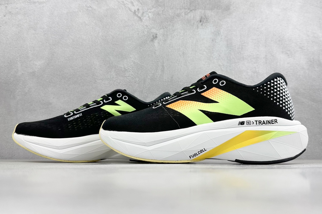 F版 New Balance NB FuelCell Supercomp NB X REBEL跑步鞋  MFCXLL3