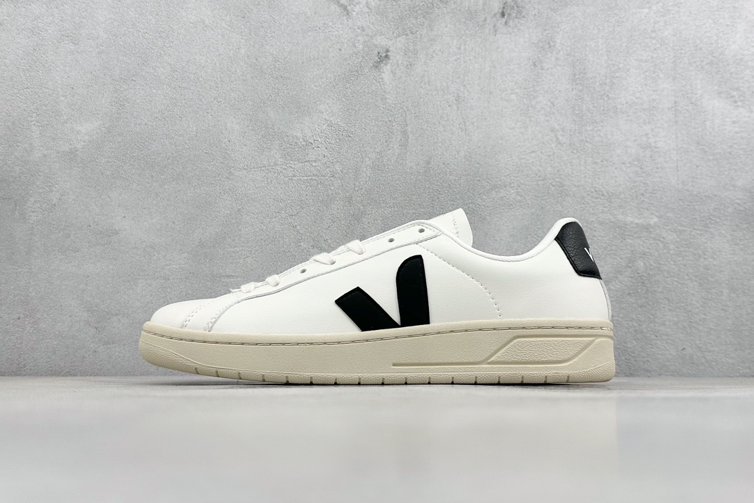 Veja Leather Extra Sneakers 法国国民V字经典小白板鞋