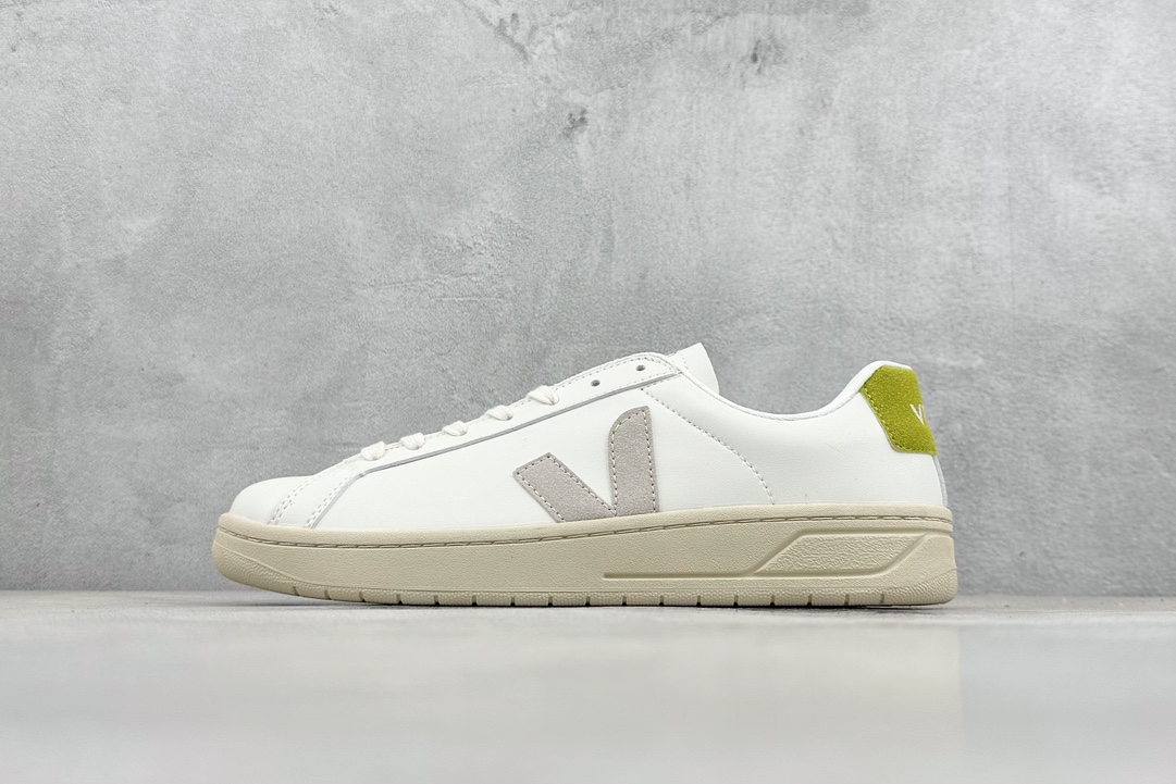 Veja Leather Extra Sneakers 法国国民V字经典小白板鞋