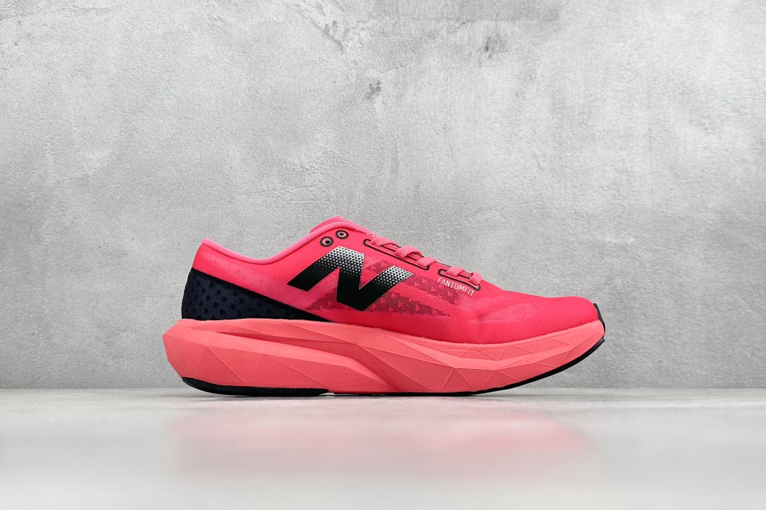 F版 New Balance NB FuelCell Supercomp NB X REBEL跑步鞋  MRCXWG4