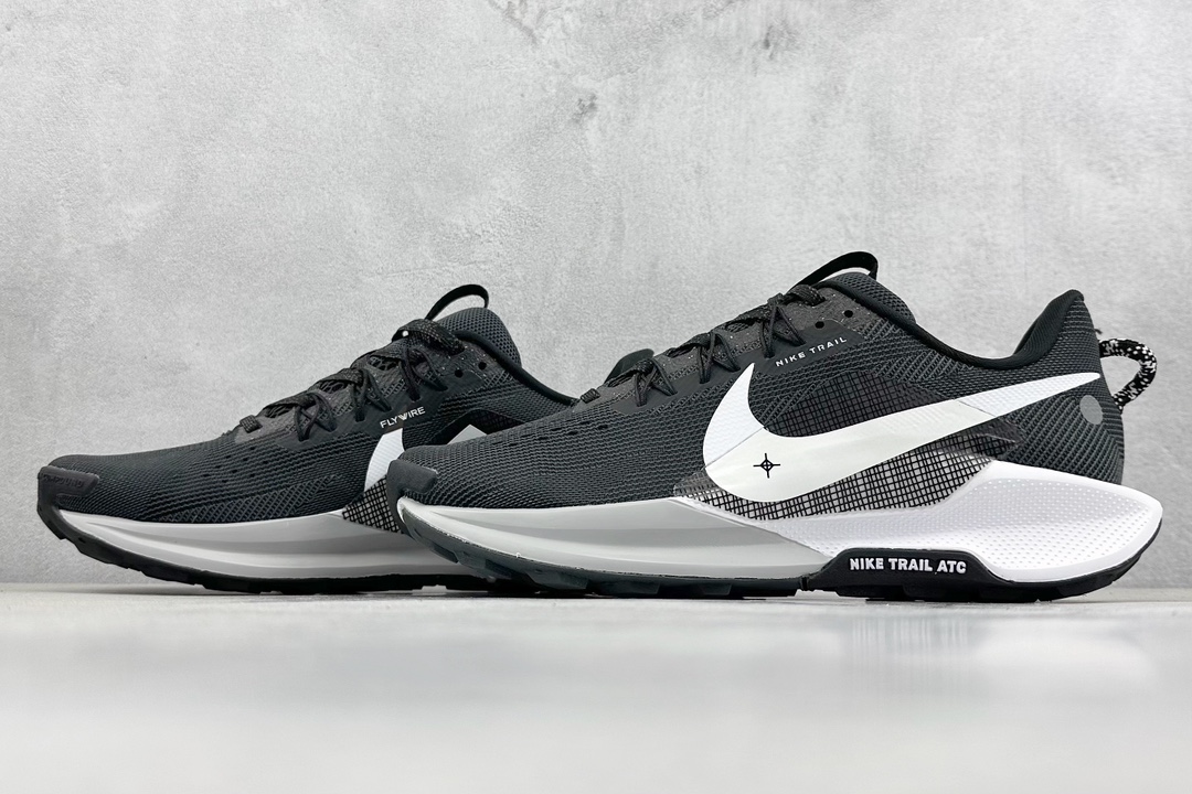 RS版 Nike PEGASUS TRAIL 5 登月飞马 透气网面 户外越野登山休闲运动跑步鞋货号：D