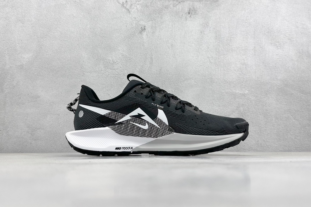 RS版 Nike PEGASUS TRAIL 5 登月飞马 透气网面 户外越野登山休闲运动跑步鞋货号：D