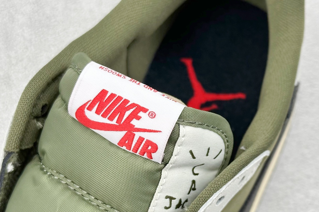 KW神版 Travis Scott x Jordan Air Jordan 1 Low OG ”MediumOlive” 米绿 DM7866-200