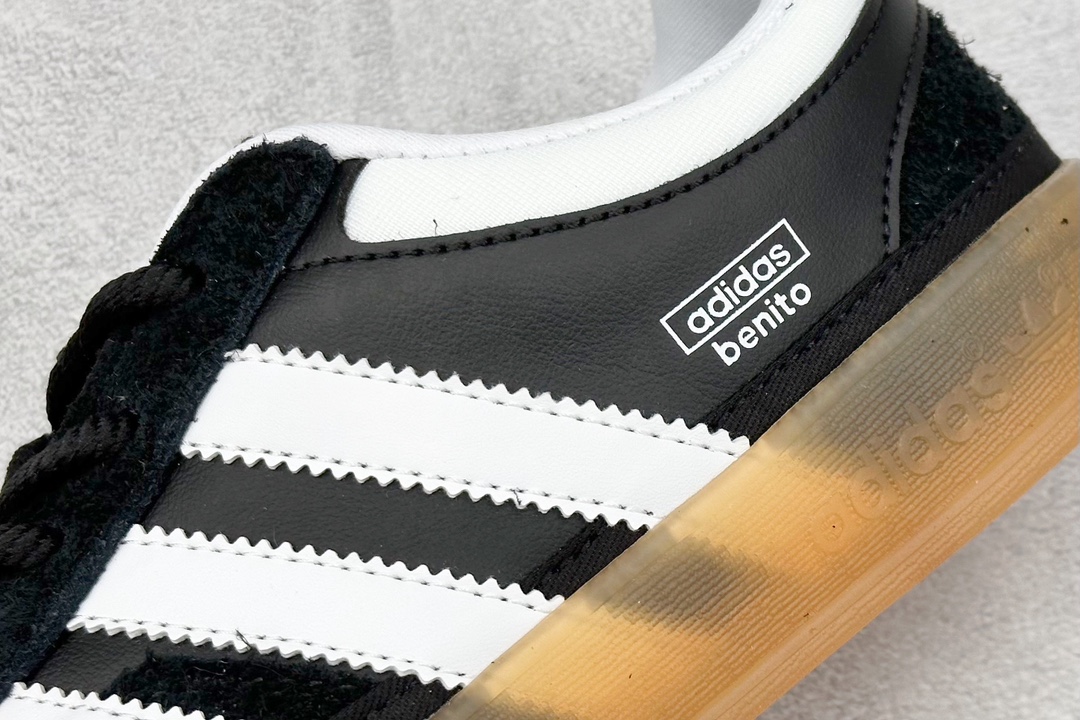 Adidas Original Gazelle Indoor 复古休闲运动德训风板鞋 IF9733