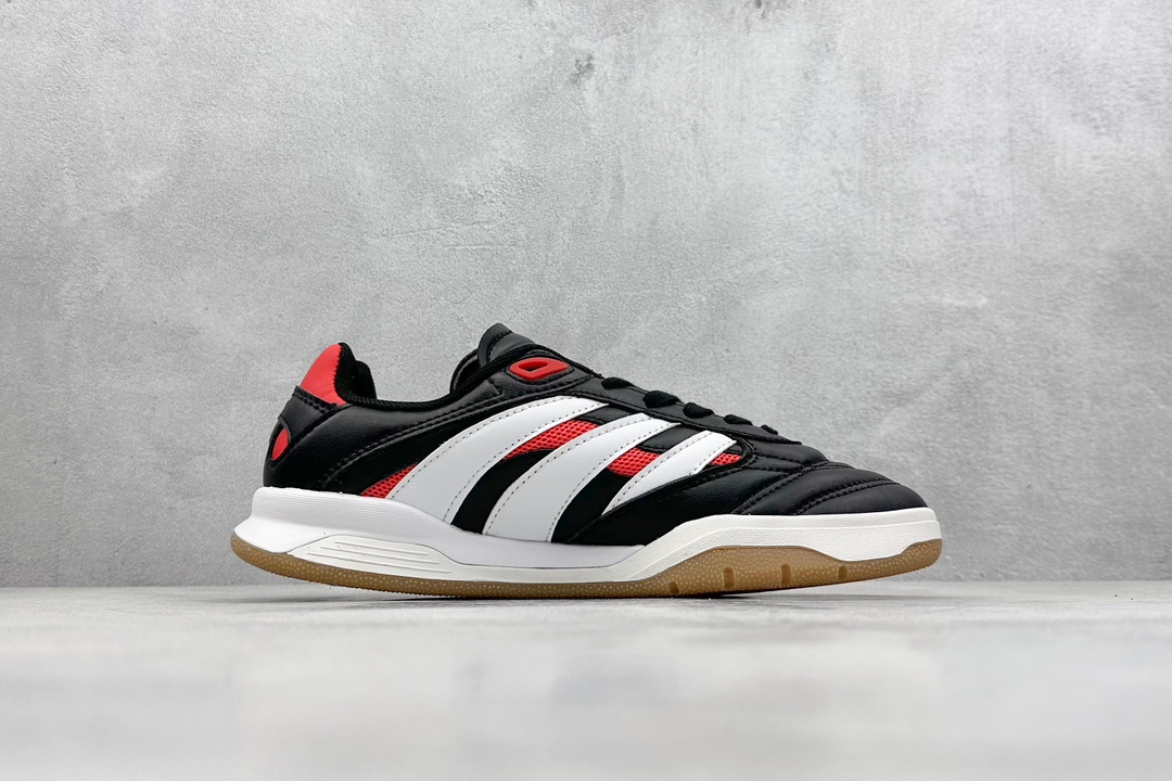 adidas originals PREDATOR MUNDIAL 此款鞋采用近几年比较流行的版型设计 IE5676