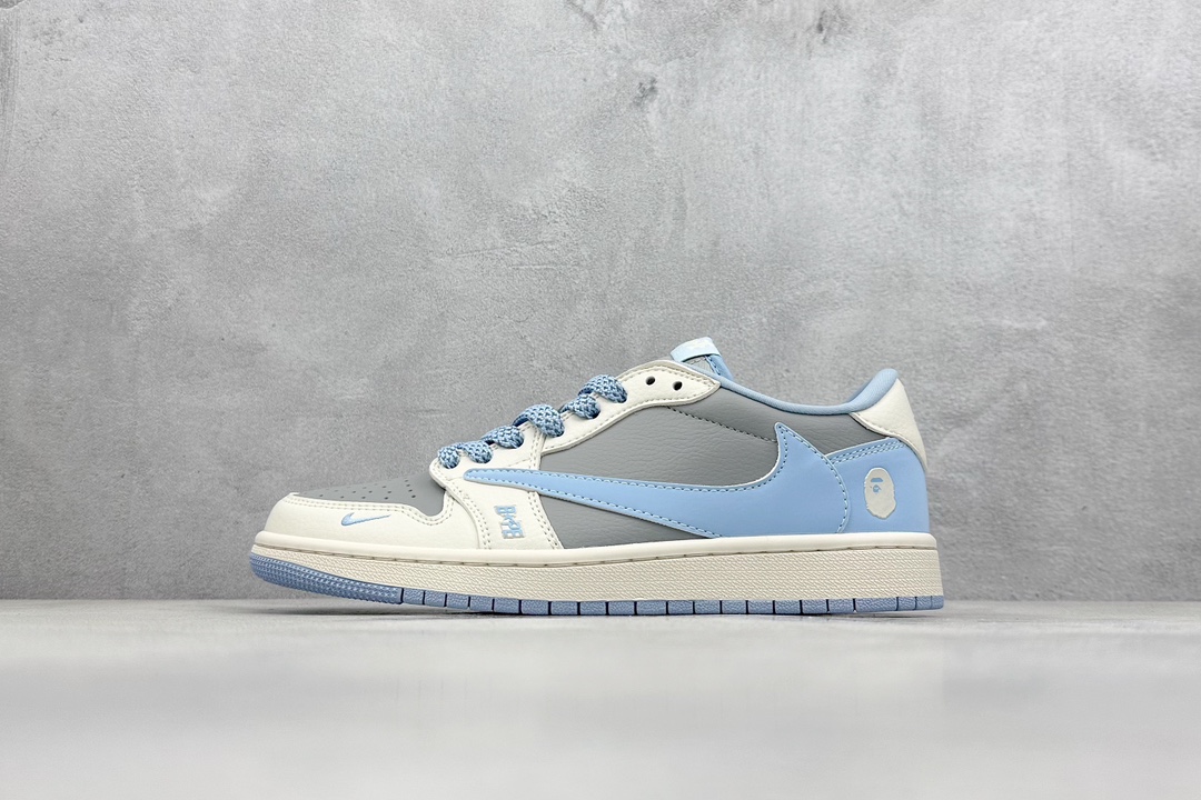 Travis Scott x Nike Air Jordan 1 Low x BAPE 三方联名 Air Jordan 1 Low 反转米黄灰天蓝倒钩 BB6588-104