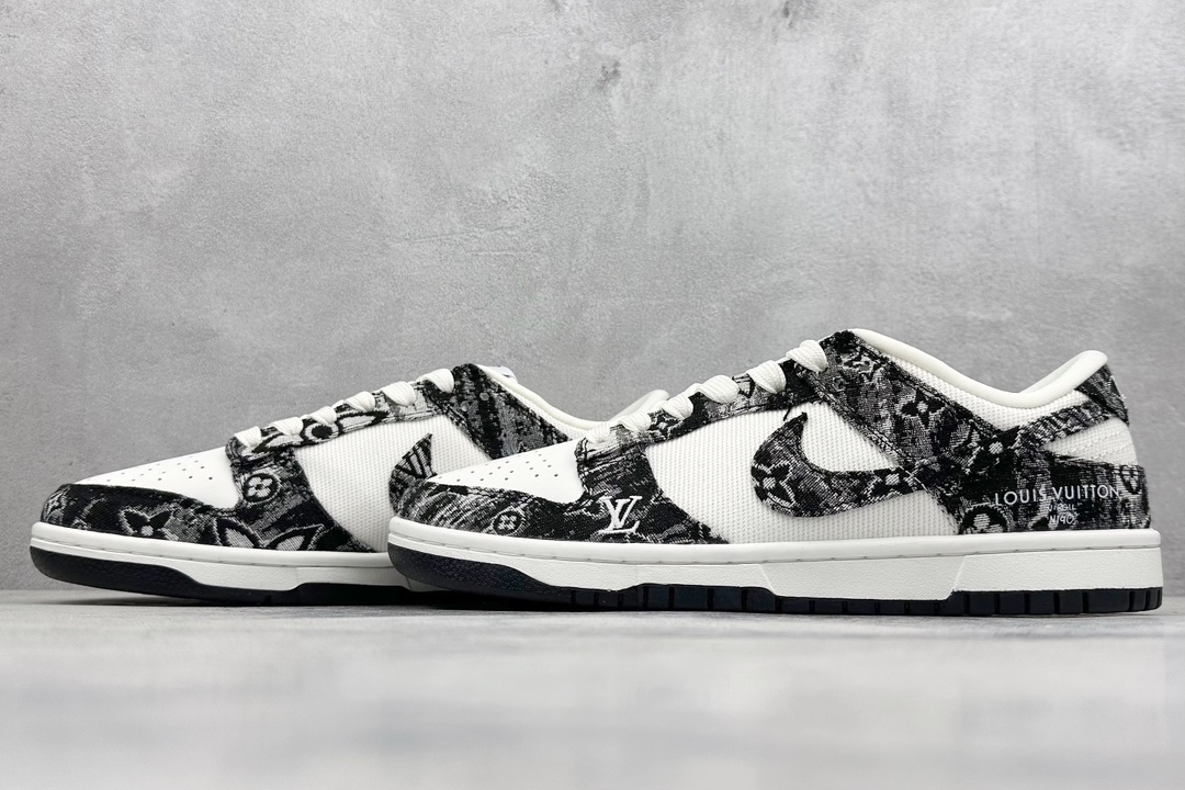 Nike SB Dunk Low x Louis Vuitton 白黑印花牛仔布 XB3802-351