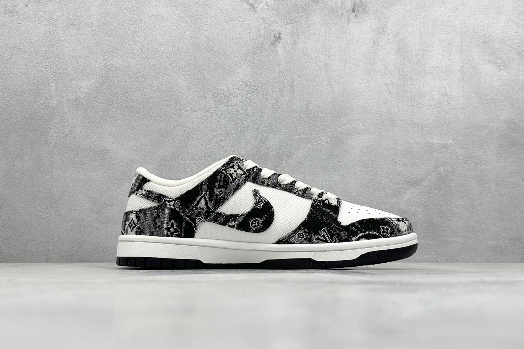 Nike SB Dunk Low x Louis Vuitton 白黑印花牛仔布 XB3802-351