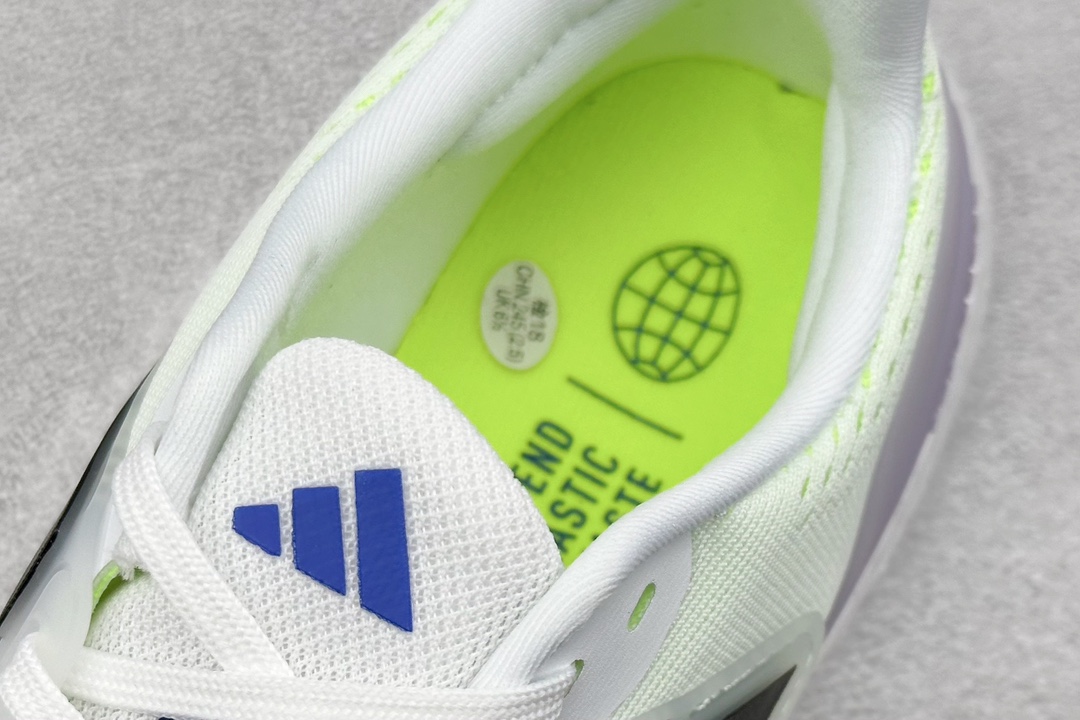 RS版 Ad Pureboost 23 阿迪简约轻便透气爆米花休闲跑鞋#鞋款保持独特造型以及S型后跟设计