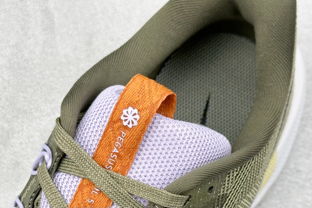 RS版 Nike PEGASUS TRAIL 5 登月飞马 透气网面 户外越野登山休闲运动跑步鞋货号：D