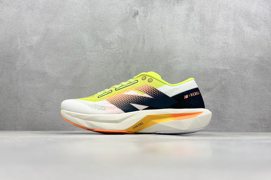 New Balance FuelCell SuperComp Trainer V4 新百伦NB系列超轻量化低帮休闲运动慢跑鞋 MFCXLL4