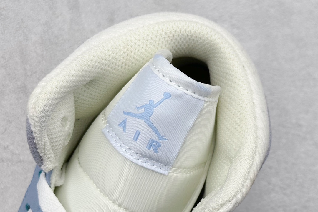 GX平台订单 Air Jordan AJ1 MID 中帮系列 DA4666-100