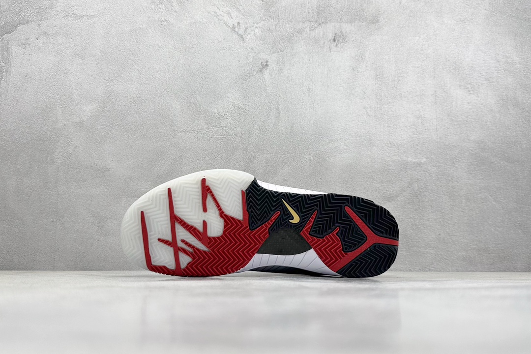 纯原版本 Undefeated x Nk Zoom Kobe IV ZK4 科比四代 五道杠联名 FQ3544-100